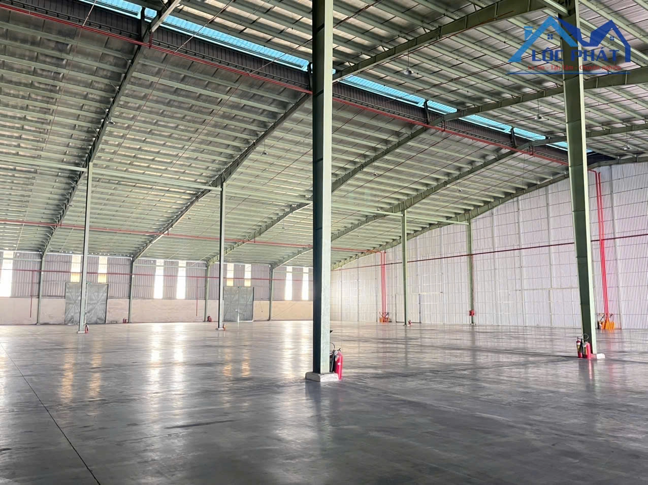 Cho thuê kho 2700m2 giá 75k/m2 KCN Biên Hòa Đồng Nai