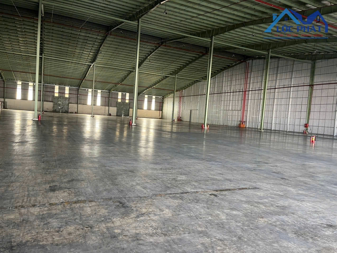 Cho thuê kho 2700m2 giá 75k/m2 KCN Biên Hòa Đồng Nai