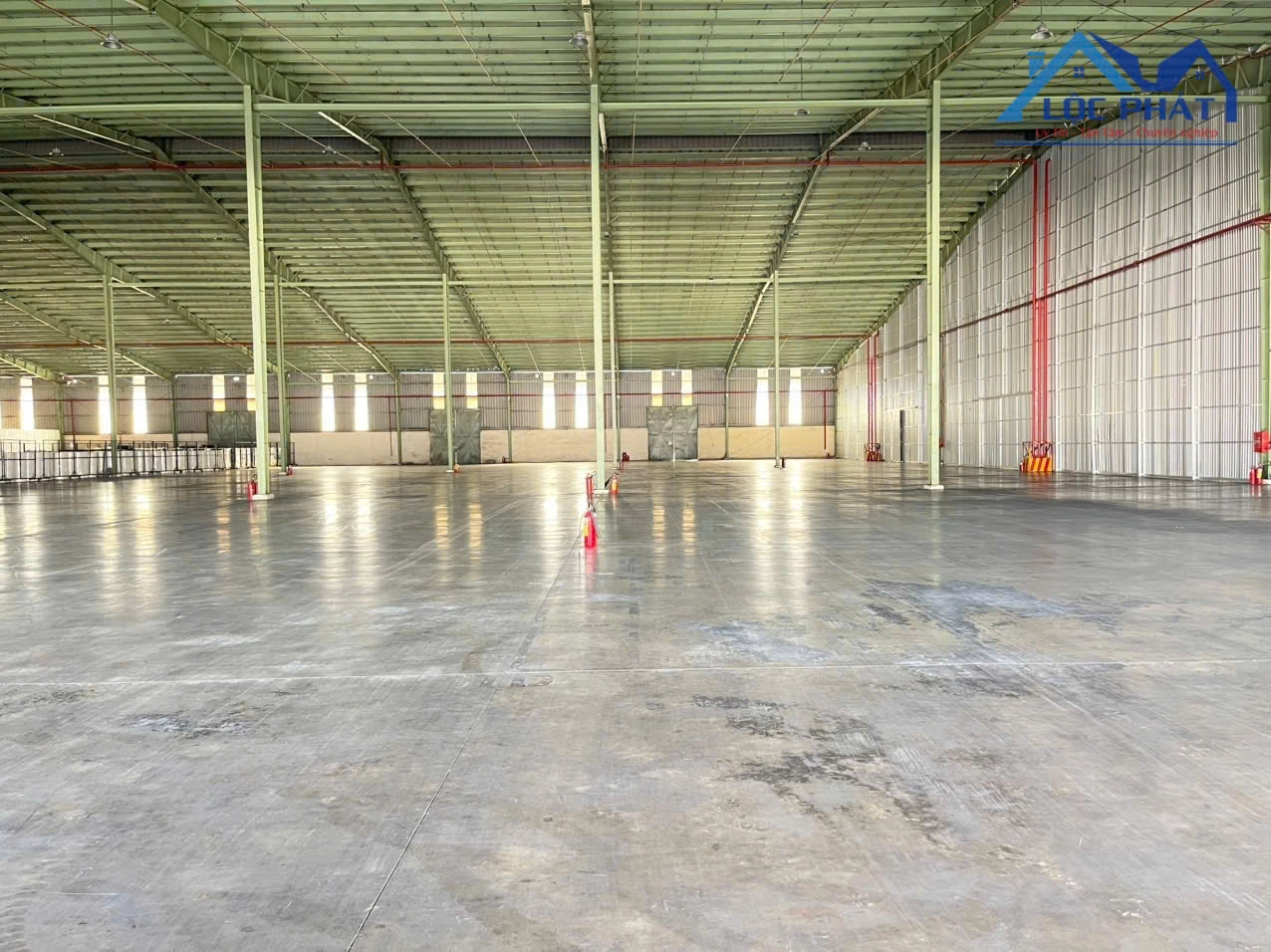 Cho thuê kho 2700m2 giá 75k/m2 KCN Biên Hòa Đồng Nai