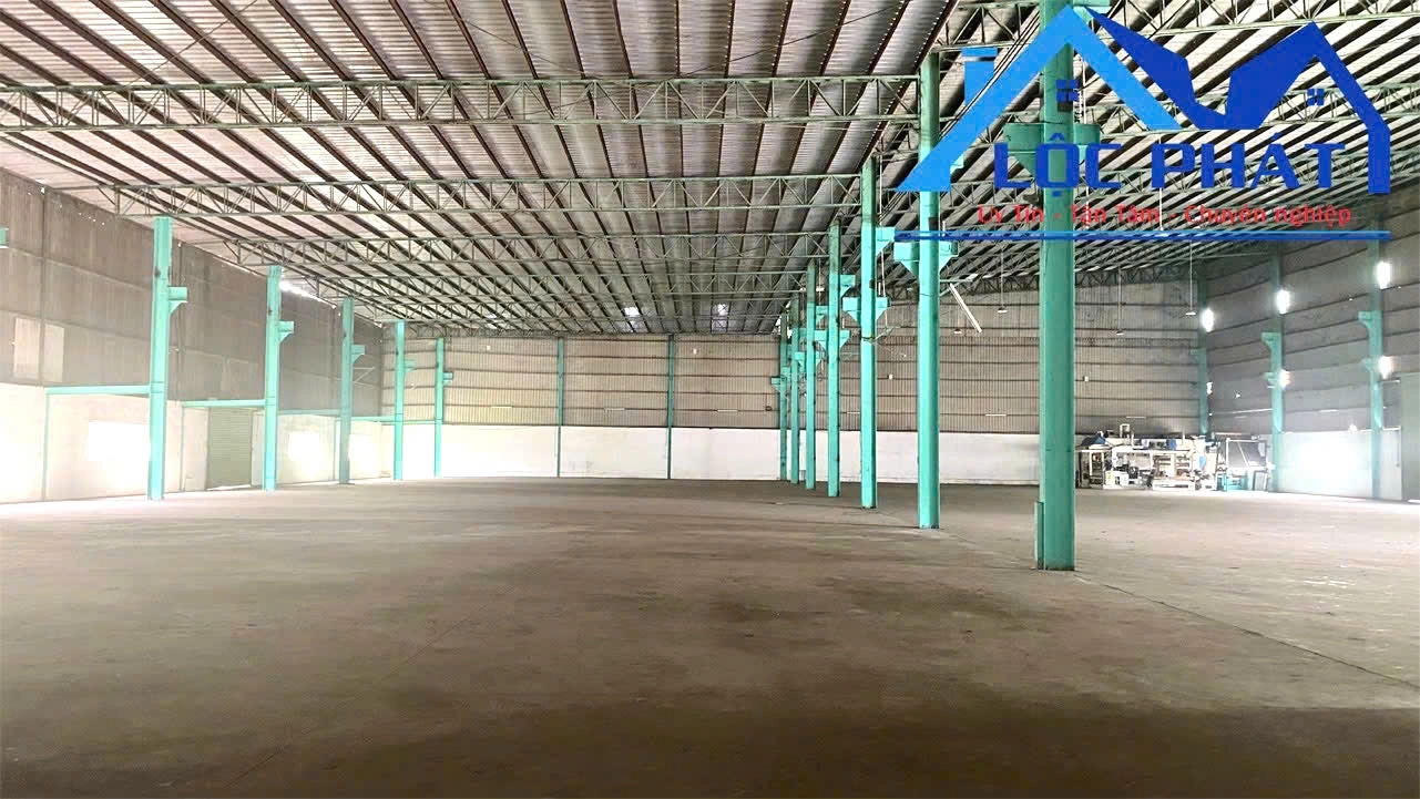 Cho thuê nhà xưởng 1900m2 KCN Nhơn Trạch Đồng Nai 4.2USD/m2