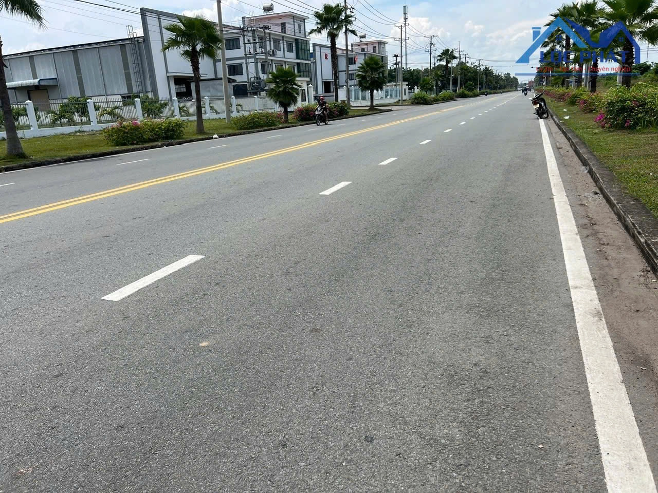 Cho thuê nhà xưởng 2.600m2 trong KCN Long Thành-Đồng Nai chỉ 4.4 USD/m2