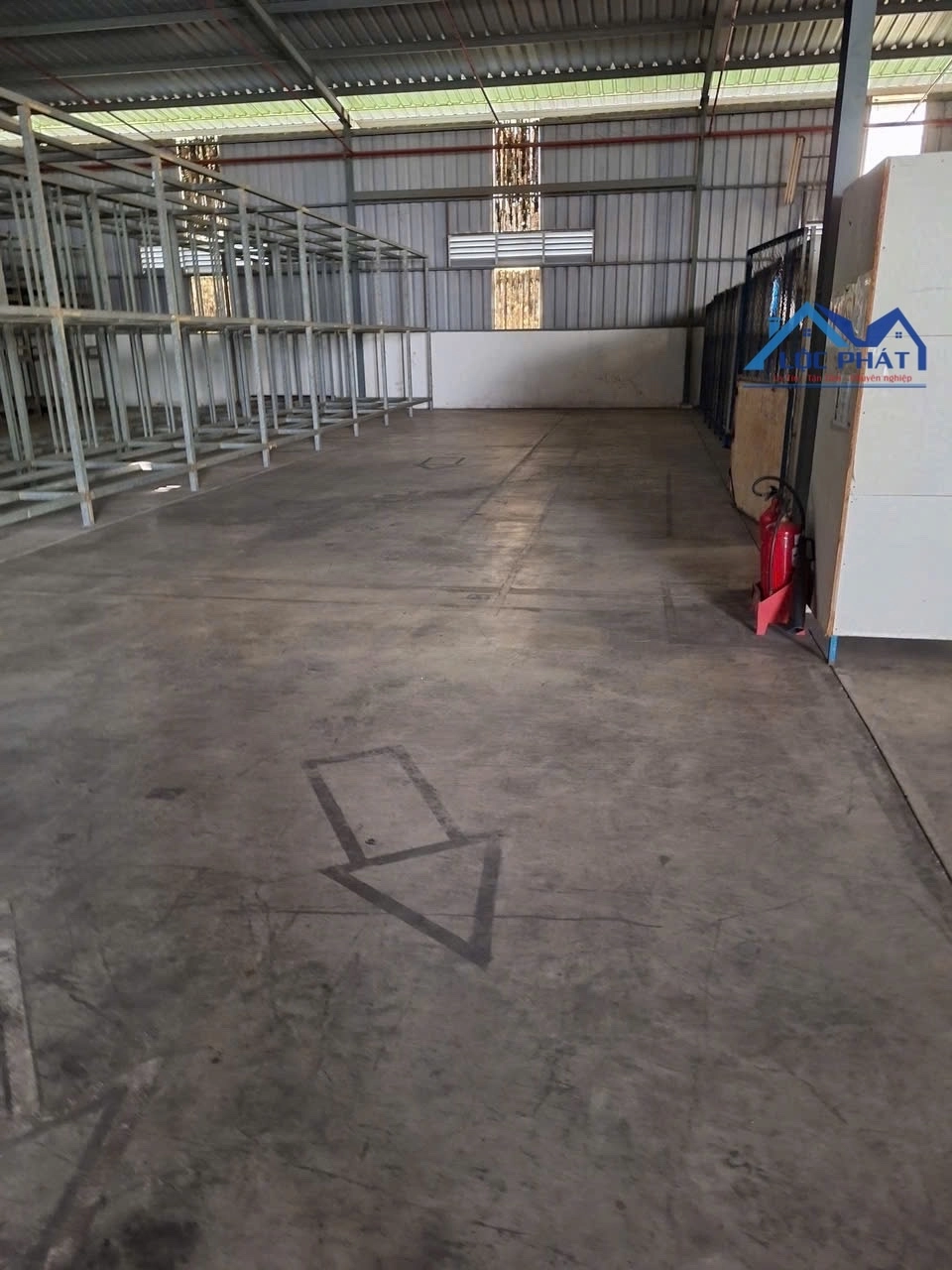 Cho thuê nhà xưởng 1700m2 KCN Nhơn Trạch Đồng Nai giá chỉ 4,3 usd/m2