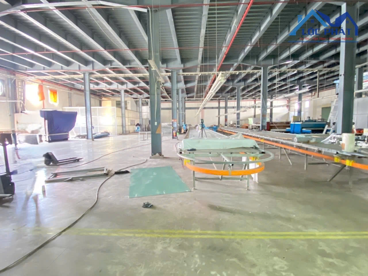 Cho thuê nhà xưởng 2100m2 KCN Biên Hoà, Đồng Nai