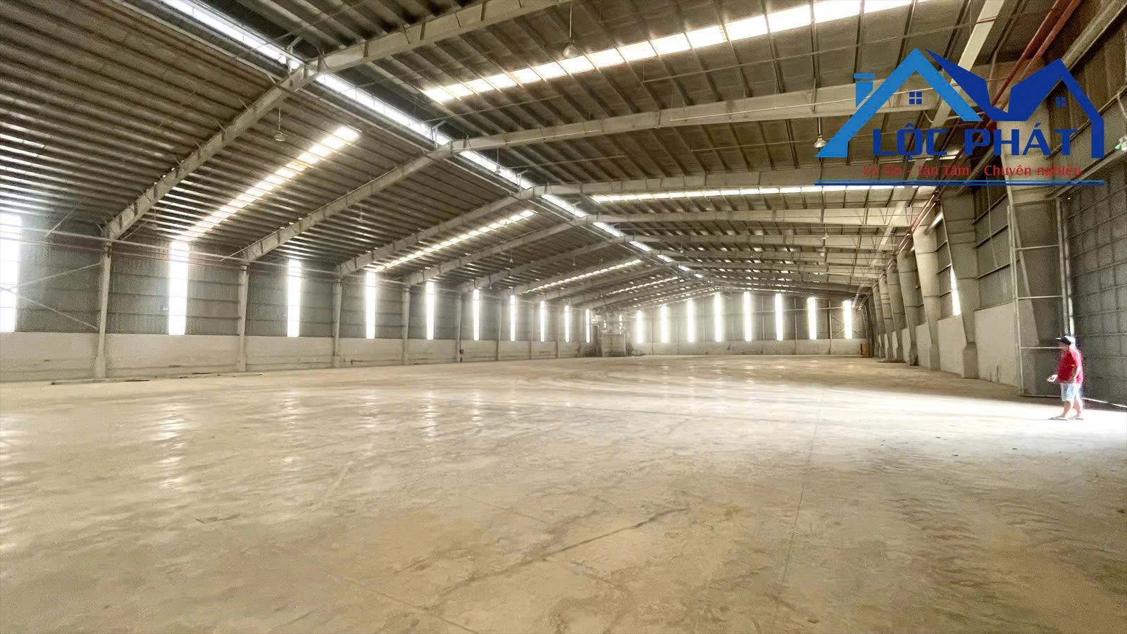 Cho thuê kho 5600m2 trong KCN Đồng Nai giá 70k/m2