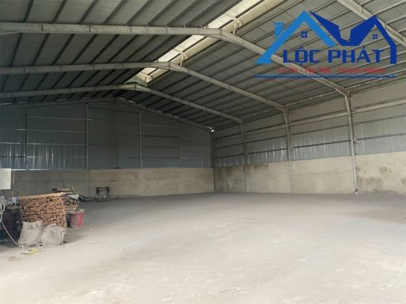 Cho thuê xưởng giá rẻ 1000m2 Nga 3 Phát Triển , Biên Hoà, Đồng Nai 30tr