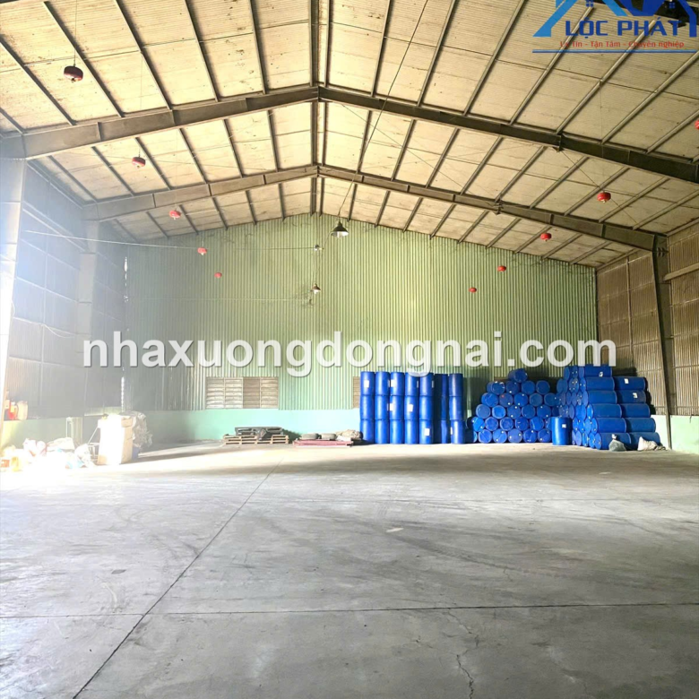 Cho Thue Xuong 2500m2 Khu Cong Nghiep Trang Bom (3)