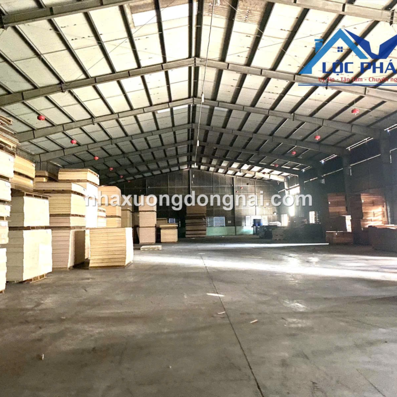 Cho Thue Xuong 2500m2 Khu Cong Nghiep Trang Bom (4)